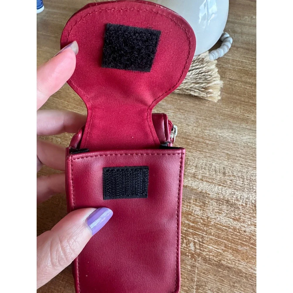Buxton Red Leather Cell Phone Case Pouch Wallet Belt Clip‎ Croc Embossed Accent